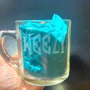 WEEZY Mug